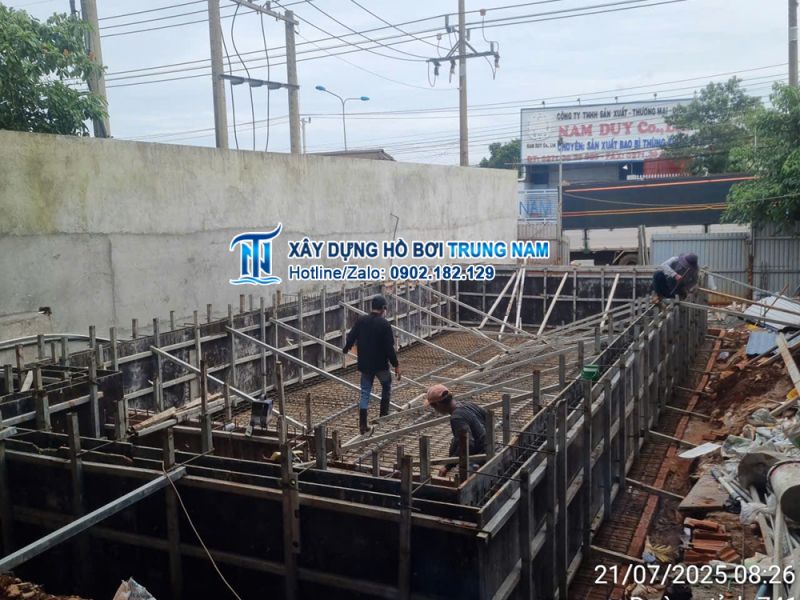 thi-cong-ho-boi-tai-phuoc-long-binh-phuoc-04.jpg thi-cong-ho-boi-tai-phuoc-long-binh-phuoc-04.jpg